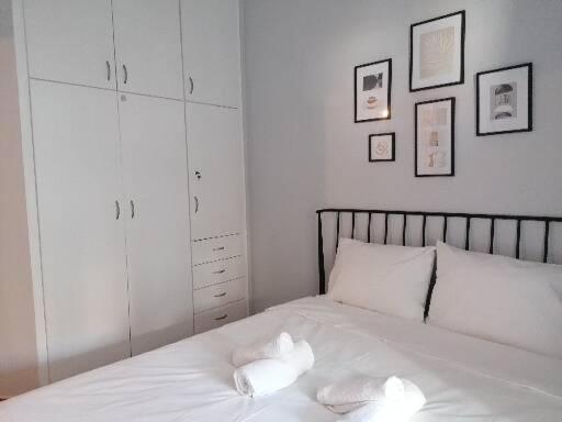 Minimal Studio Varnava Square - Kallimarmaro Area Atenas Exterior foto